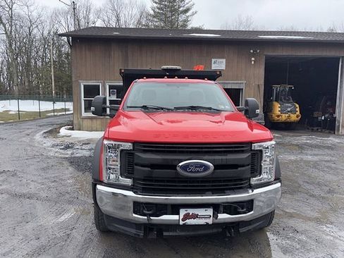 Used 2017 Ford F550 4x4 Regular Cab Super Duty image 5
