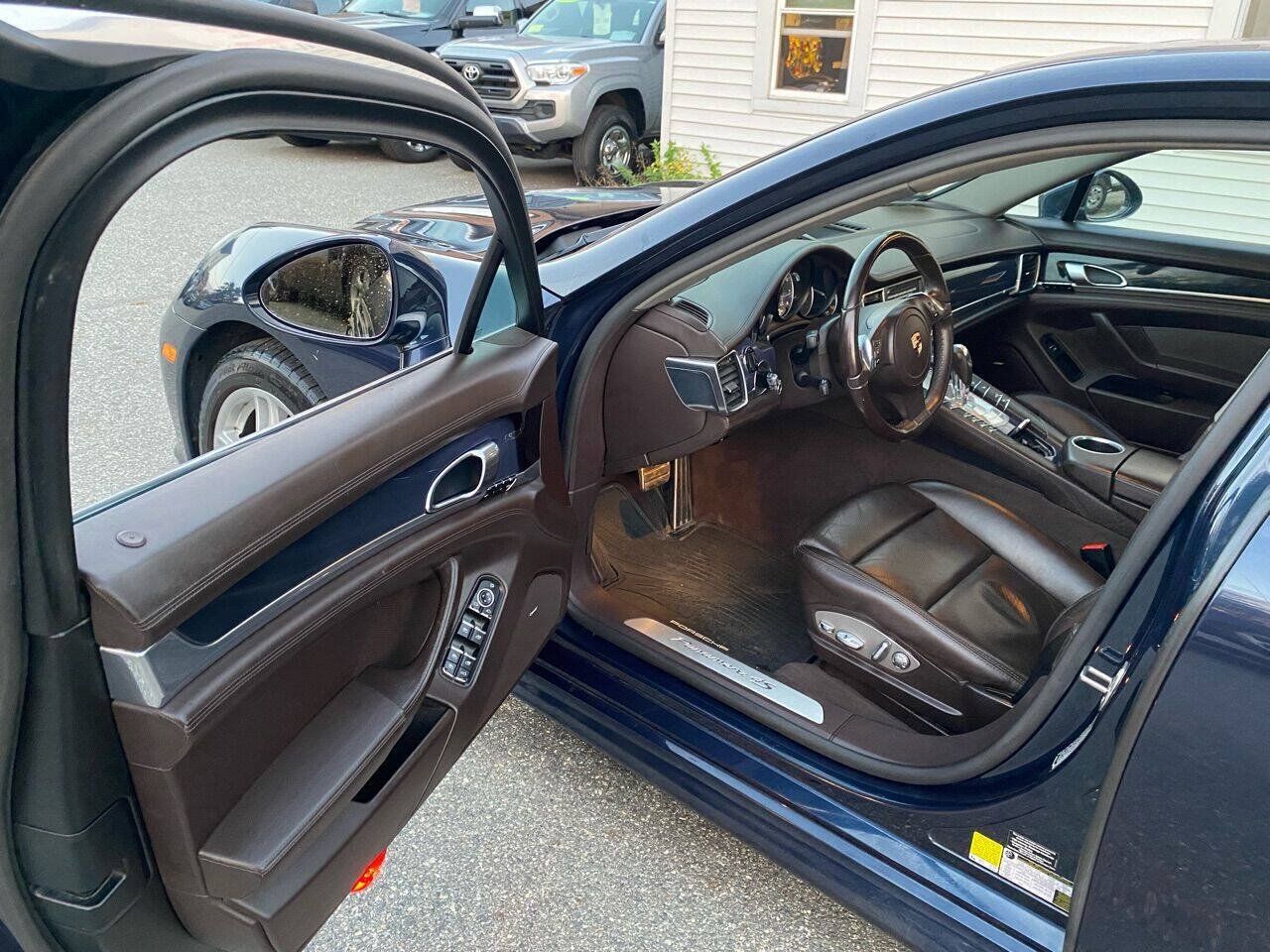 Used 2010 Porsche Panamera 4S AWD/4WD image 17