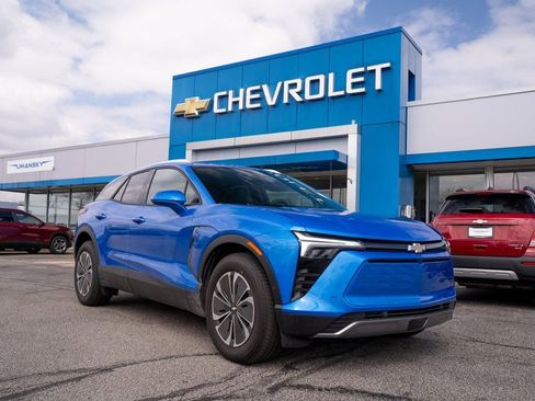 New 2025 Chevrolet Blazer EV LT w/ Super Cruise Package AWD/4WD image 1