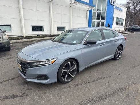 Used 2022 Honda Accord Sport Special Edition image 4