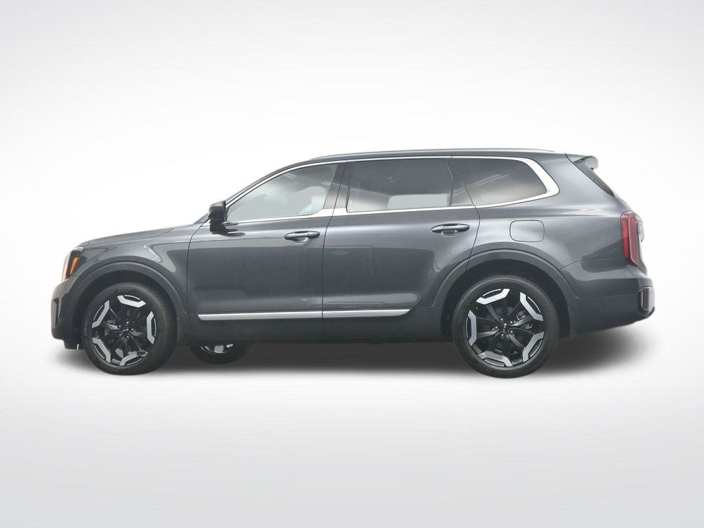 Used 2024 Kia Telluride S w/ S Sunroof Package FWD image 46