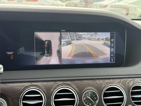 Used 2018 Mercedes-Benz S 450 Sedan image 26