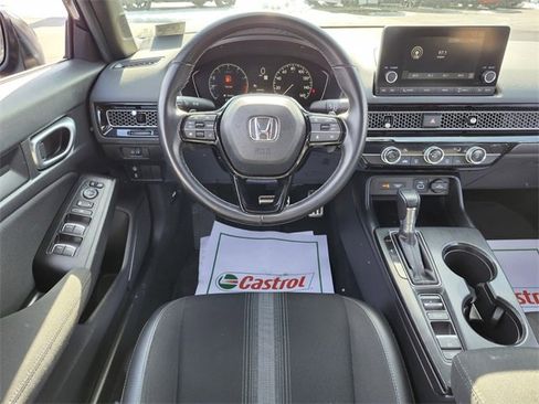 Used 2023 Honda Civic Sport image 11