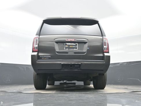 Used 2019 GMC Yukon SLT w/ Open Road Package RWD image 29