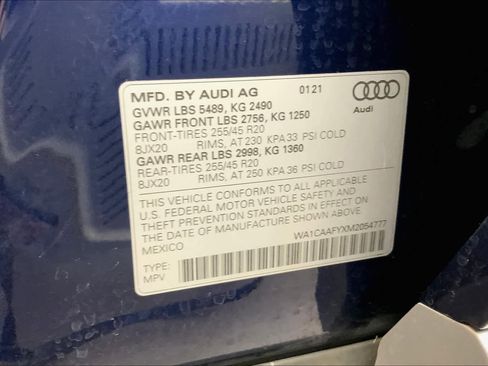 Used 2021 Audi Q5 Prestige w/ Prestige Package AWD/4WD image 32