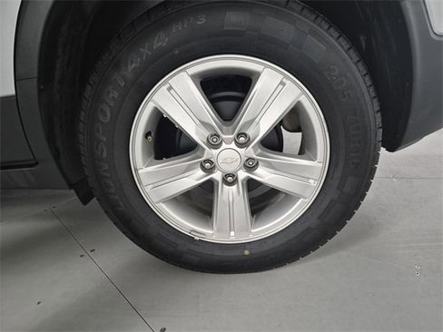 Used 2020 Chevrolet Trax LS w/ Tint and Cruise Package image 11