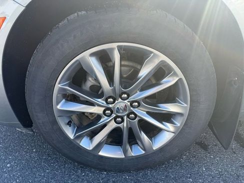 Used 2024 Buick Enclave Avenir w/ Avenir Technology Package image 9