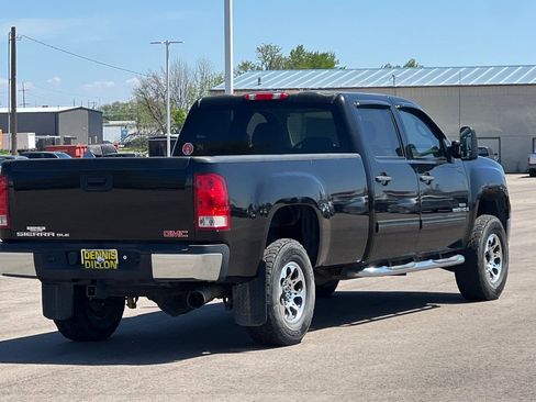 Used 2008 GMC Sierra 2500 SLE w/ SLE2 Preferred Package RWD image 4