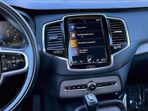 Used 2020 Volvo XC90 T6 Inscription w/ Protection Package Premier image 6