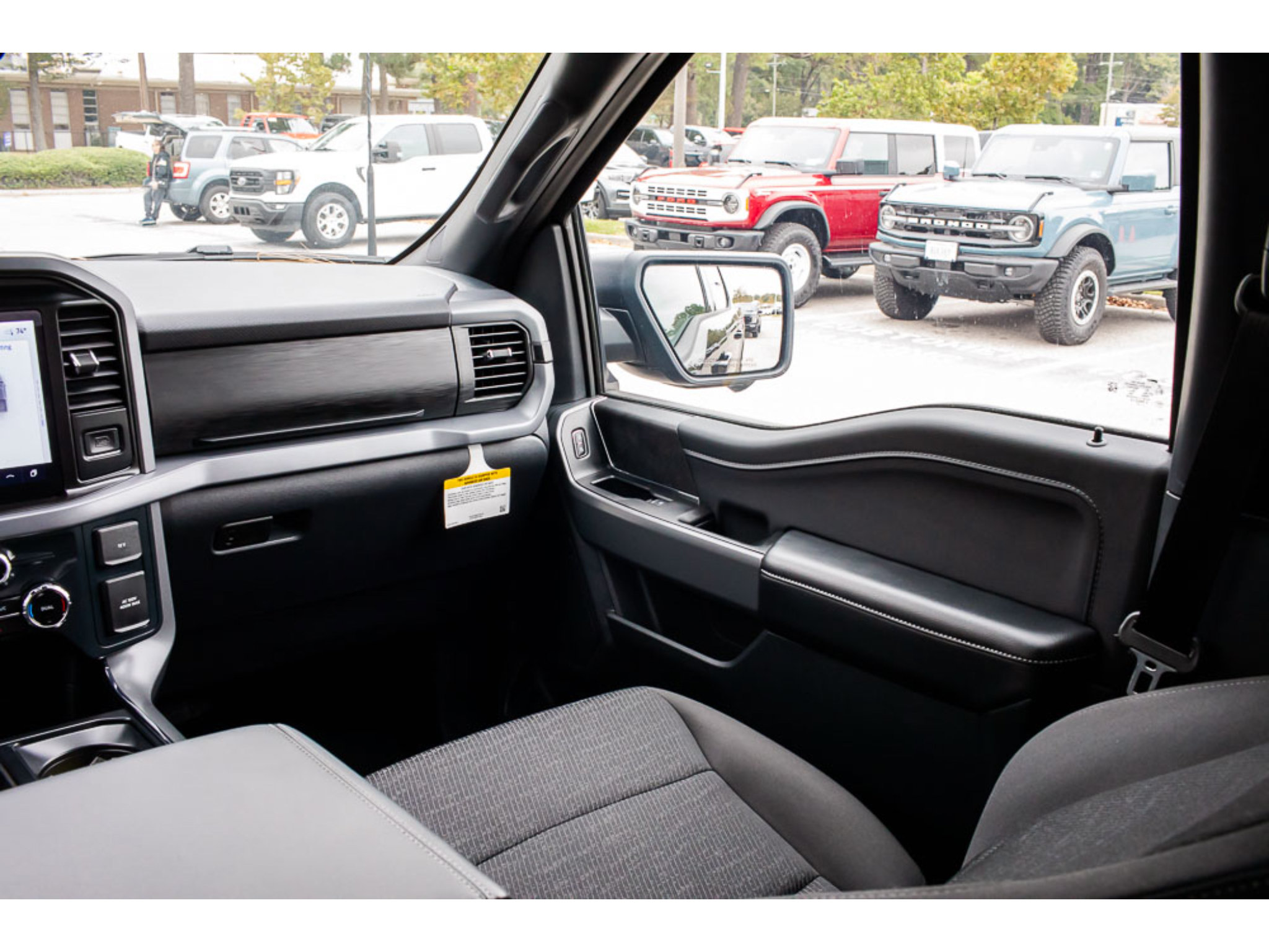 Used 2026 Ford F150 XLT w/ Equipment Group 302A MID AWD/4WD image 15