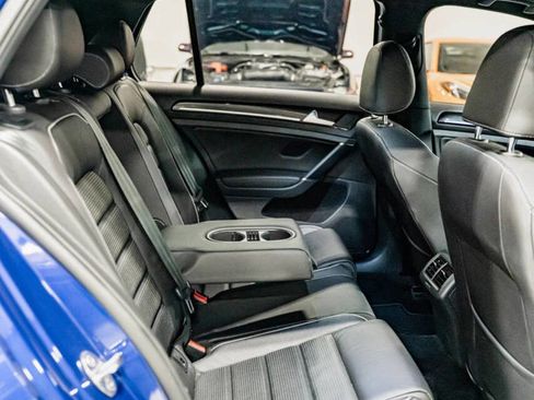 Used 2019 Volkswagen Golf R 4-Door AWD/4WD image 17