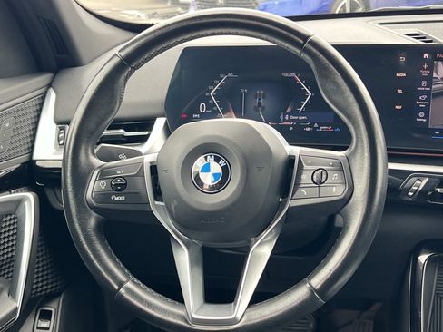Used 2023 BMW X1 xDrive28i AWD/4WD image 8
