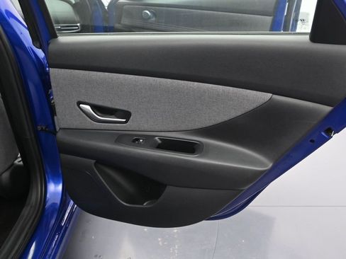 Used 2024 Hyundai Elantra Limited image 35