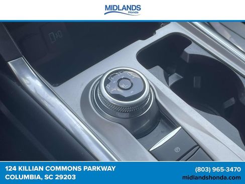 Used 2023 Ford Explorer XLT w/ Equipment Group 202A RWD image 31