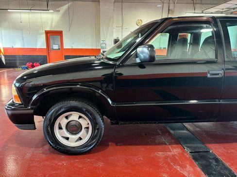 Used 1999 GMC Sonoma SLS w/ Marketing Option Pkg image 11