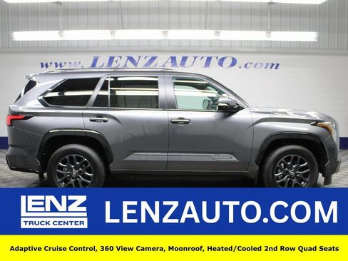 Used 2025 Toyota Sequoia Platinum image 1