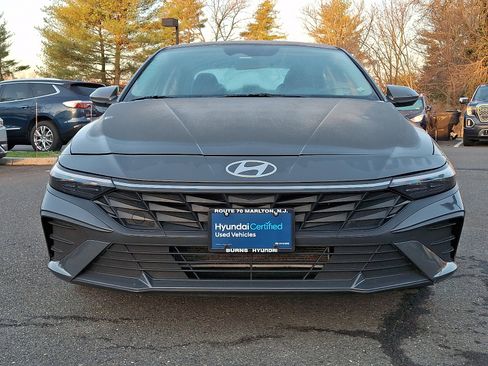 Certified 2024 Hyundai Elantra SEL image 2