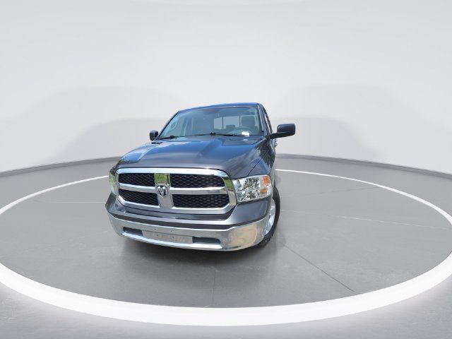 Used 2016 RAM 1500 Classic SLT RWD image 3