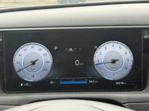 Used 2024 Hyundai Tucson Limited AWD/4WD image 14