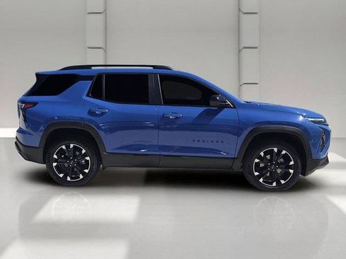 Used 2025 Chevrolet Equinox RS w/ Convenience Package III FWD image 6