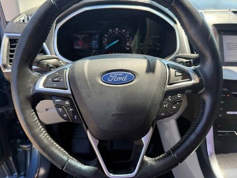 Used 2019 Ford Edge Titanium w/ Cold Weather Package image 17