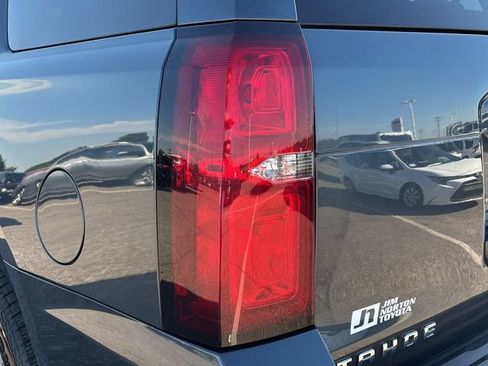 Used 2019 Chevrolet Tahoe LS AWD/4WD image 26