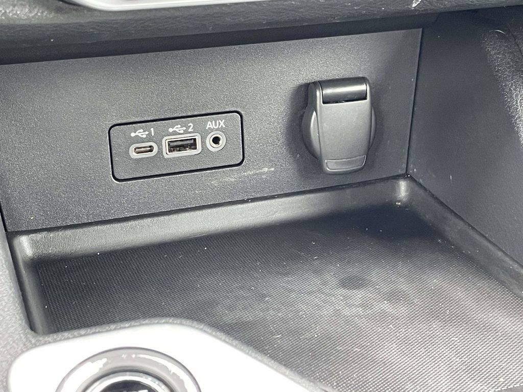 Used 2023 Nissan Sentra SV FWD image 18
