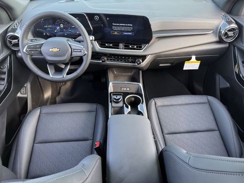 New 2026 Chevrolet Equinox LT w/ Convenience Package II image 10