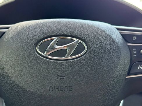 Used 2022 Hyundai Santa Fe SEL w/ Convenience Package FWD image 19