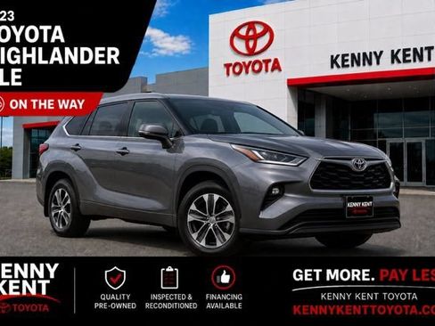 Used 2023 Toyota Highlander XLE FWD image 1