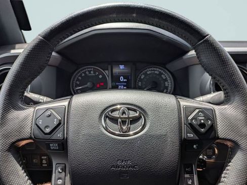Used 2021 Toyota Tacoma TRD Sport RWD image 27
