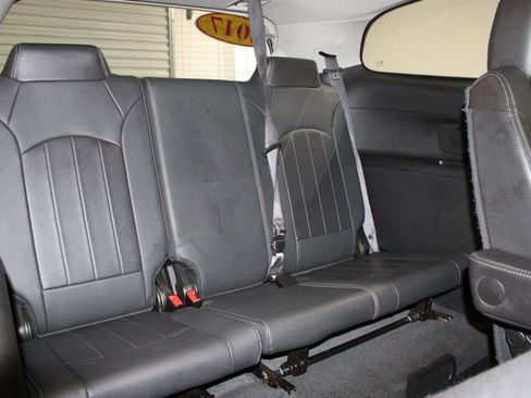 Used 2017 Buick Enclave Premium w/ Experience Buick Package image 34