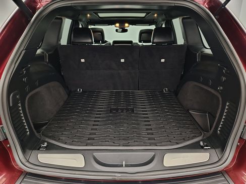 Used 2019 Jeep Grand Cherokee Limited X image 19