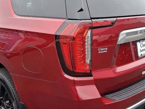 Used 2022 GMC Yukon Denali AWD/4WD image 18