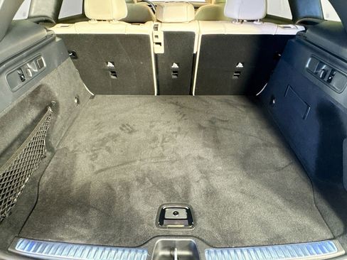Certified 2026 Mercedes-Benz GLC 300 image 25