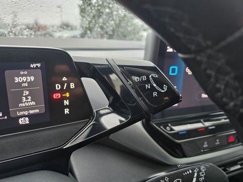 Used 2022 Volkswagen ID.4 Pro S image 33