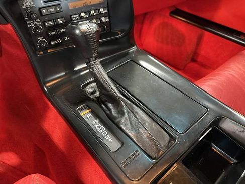 Used 1996 Chevrolet Corvette Coupe RWD image 27