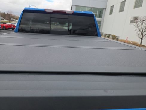 Used 2023 GMC Sierra 1500 AT4 w/ AT4 Premium Package image 13