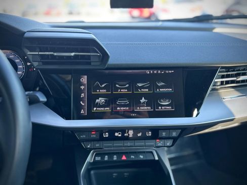 Used 2024 Audi A3 2.0T Premium image 17