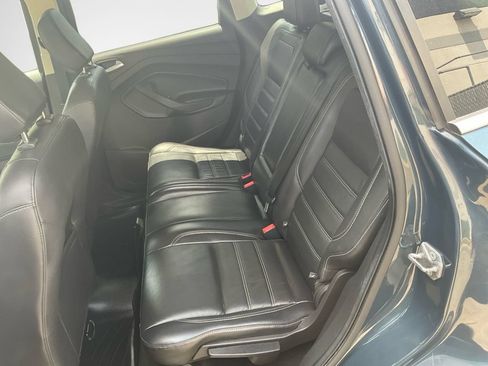 Used 2019 Ford Escape Titanium AWD/4WD image 24