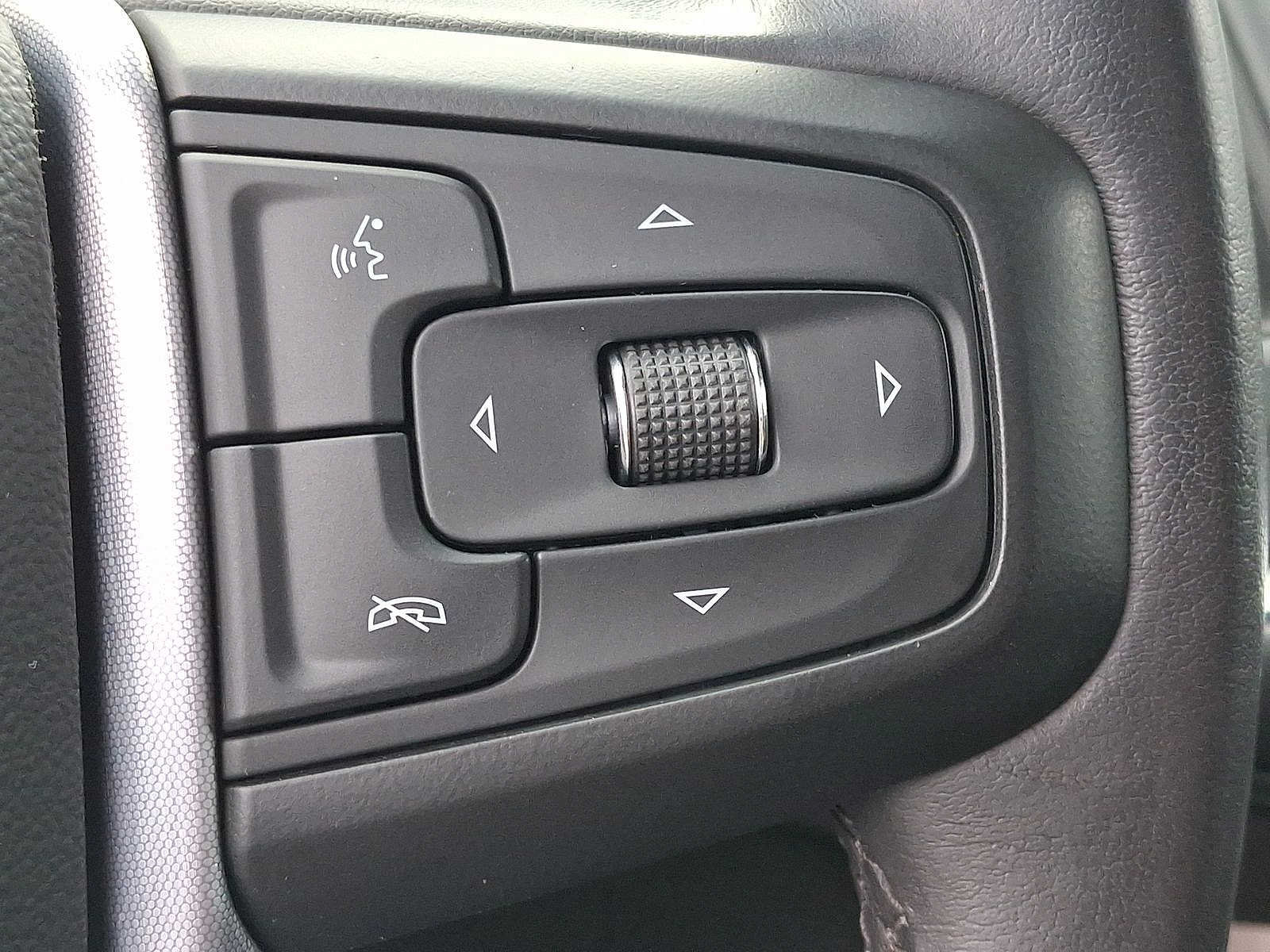 Used 2022 GMC Yukon SLE w/ Gmc Pro Safety Plus Package AWD/4WD image 24