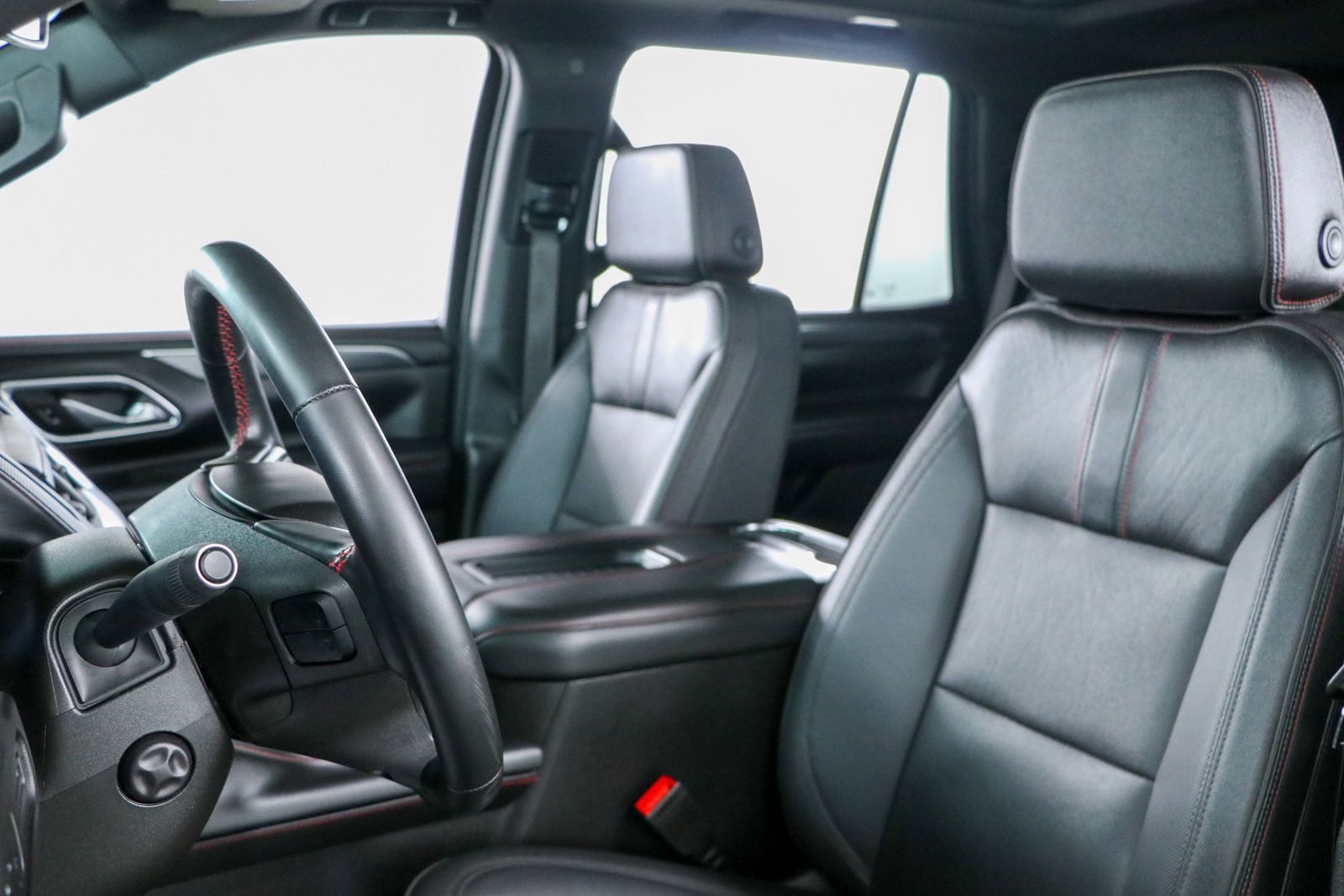 Used 2023 Chevrolet Tahoe RST w/ Luxury Package AWD/4WD image 27