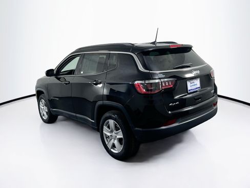 Used 2022 Jeep Compass Latitude w/ Convenience Group AWD/4WD image 7