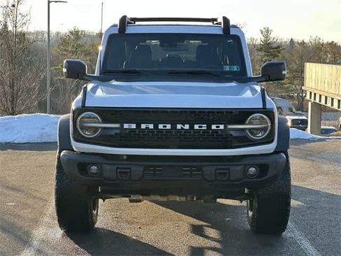 Used 2023 Ford Bronco Wildtrak image 30