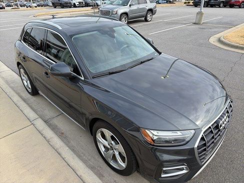 Used 2021 Audi Q5 Premium Plus w/ Premium Plus Package image 8