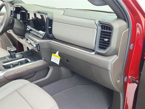 New 2026 GMC Sierra 1500 SLT w/ SLT Premium Package image 36