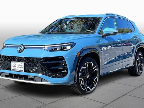 New 2026 Volkswagen Tiguan SEL R-Line image 1