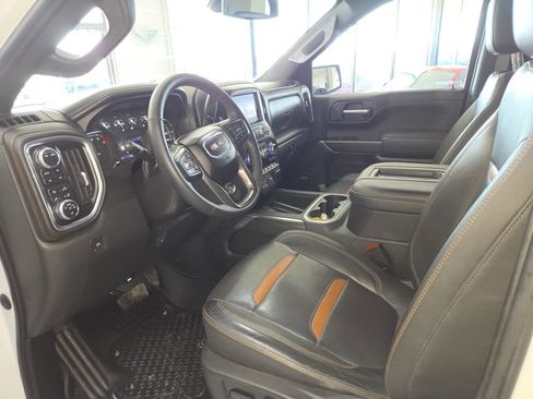 Used 2022 GMC Sierra 1500 AT4 w/ AT4 Premium Package AWD/4WD image 18