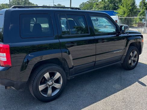 Used 2015 Jeep Patriot High Altitude AWD/4WD image 3