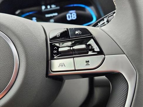 New 2026 Hyundai Elantra SEL Sport FWD image 15